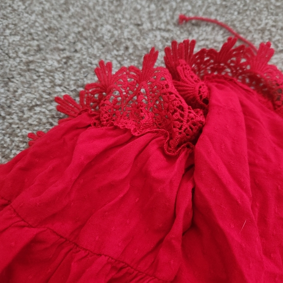 Eilly Bazaar Red Off The Shoulder Cropped Top Size Large - Picture 4 of 7